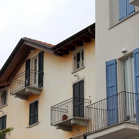 Sleeps 5 Pool Wifi Villa Mezzegra