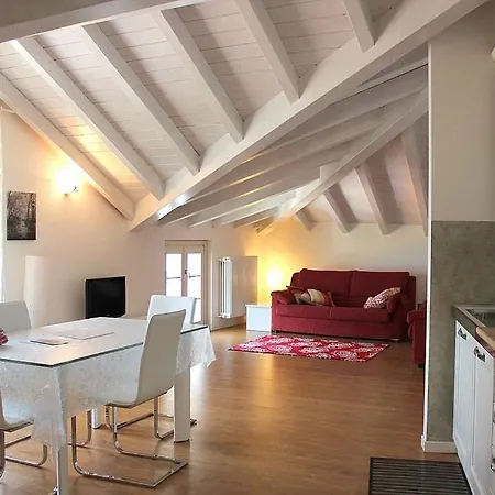 Sleeps 5 Pool Wifi Villa